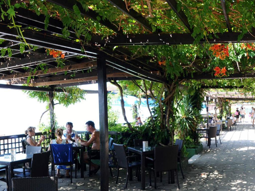 Hotel Granit Ohrid Esterno foto